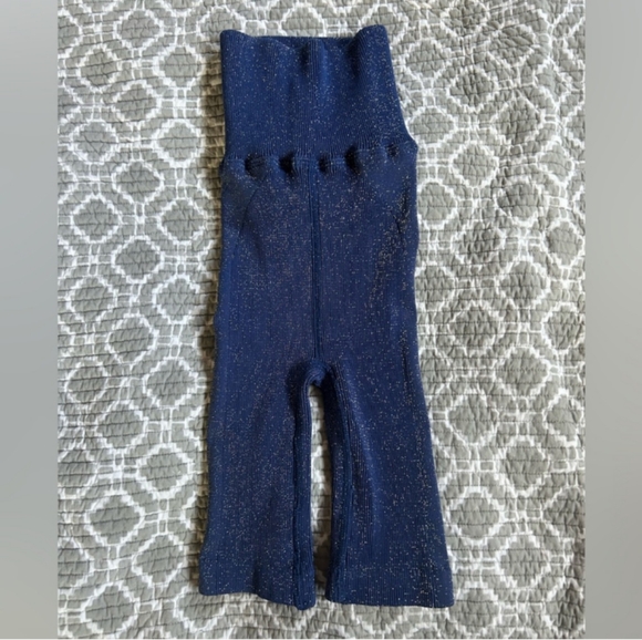 Free People Happiness Runs Lurex Bike Shorts in Blue Indigo sz xs/s NWOT - Picture 5 of 7